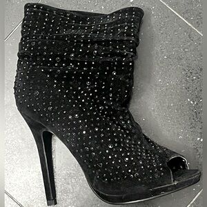 Liliana Black rhinestone crystal suede scrunch booties boots open toe shoes